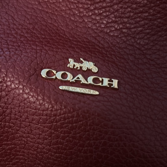 Coach leather shoulder bag - Picture 2 of 6